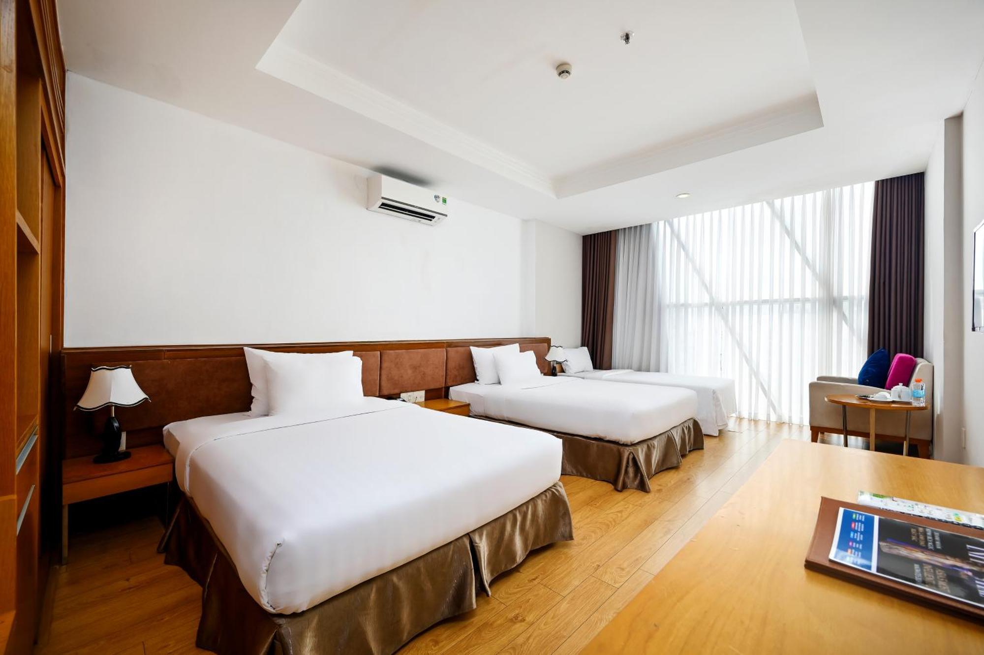 Ttc Hotel Deluxe Airport Хошимин Экстерьер фото
