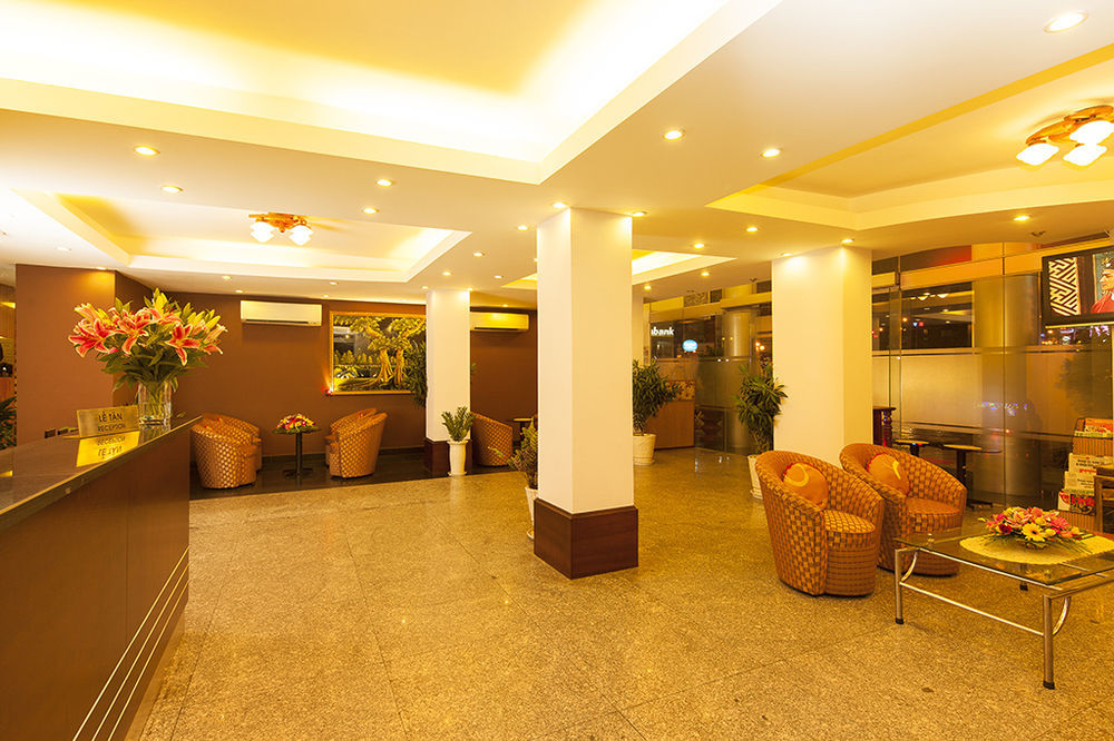 Ttc Hotel Deluxe Airport Хошимин Экстерьер фото